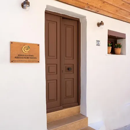 Rodos Old Town Aqua Luxury Apartamento